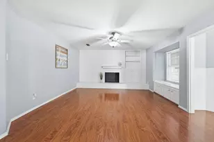 2206 Oak Forest Ct, Arlington, TX 76012 - Photo 12