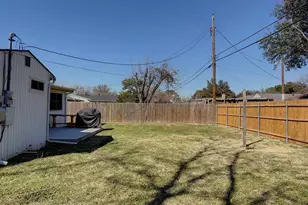 2404 William Brewster Dr, Irving, TX 75062 - Photo 24