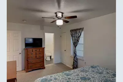2404 William Brewster Drive, Irving, TX 75062 - Photo 16