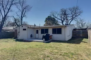 2404 William Brewster Dr, Irving, TX 75062 - Photo 22