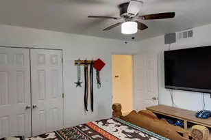 2404 William Brewster Dr, Irving, TX 75062 - Photo 10