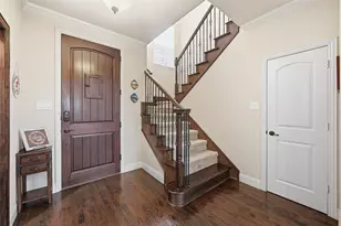 6917 Bobwhite Dr, North Richland Hills, TX 76182 - Photo 2