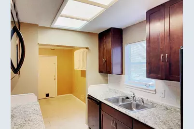 2837 Lowell Drive, Irving, TX 75062 - Photo 8