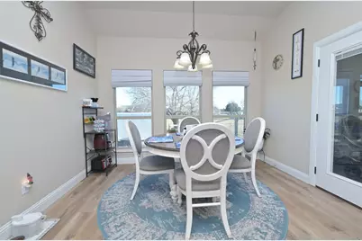 540 Islet Drive, Runaway Bay, TX 76426 - Photo 10