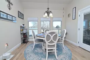 540 Islet Dr, Runaway Bay, TX 76426 - Photo 10