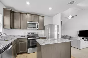 9949 Voyager Ln, Fort Worth, TX 76131 - Photo 8