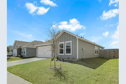 9949 Voyager Lane, Fort Worth, TX 76131 - Photo 4