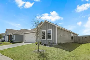 9949 Voyager Ln, Fort Worth, TX 76131 - Photo 4