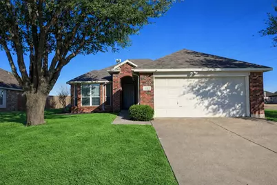 6515 Fairglen Drive, Arlington, TX 76002 - Photo 1
