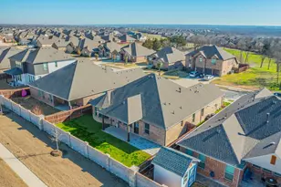 10638 Cherry Tree Wy, Grand Prairie, TX 76065 - Photo 36