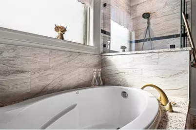 1306 E Apache Trail, Granbury, TX 76048 - Photo 22