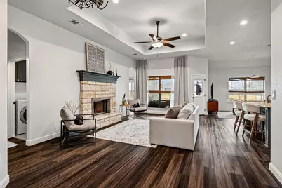 1306 E Apache Trail, Granbury, TX 76048 - Photo 6