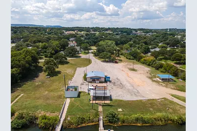 1306 E Apache Trail, Granbury, TX 76048 - Photo 38