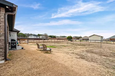 1306 E Apache Trail, Granbury, TX 76048 - Photo 34