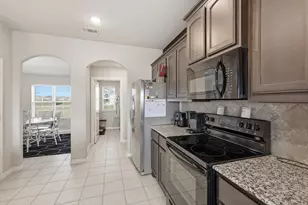 125 Brook Ln, Decatur, TX 76234 - Photo 14