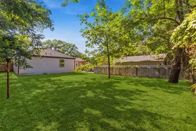 916 Blandin Street, Fort Worth, TX 76111 - Photo 30