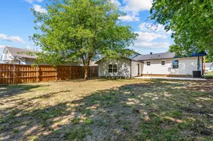 4316 Texas Dr, Dallas, TX 75211 - Photo 6