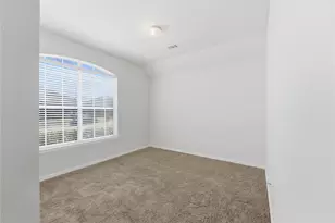 524 Suffolk Dr, Grand Prairie, TX 75052 - Photo 28