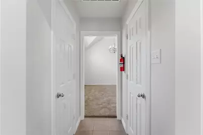 524 Suffolk Drive, Grand Prairie, TX 75052 - Photo 10