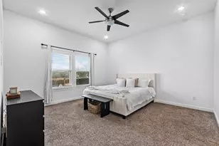 407 Peabody St, Hillsboro, TX 76645 - Photo 16