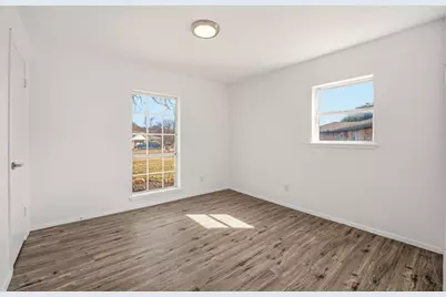 807 Spanish Trail Drive, Granbury, TX 76048 - Photo 18