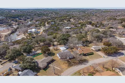 807 Spanish Trail Drive, Granbury, TX 76048 - Photo 34