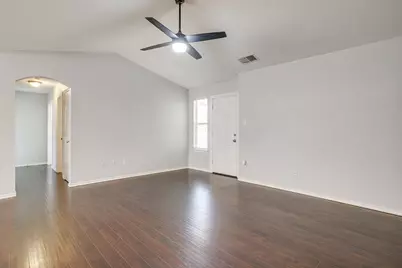 9016 Christopher Circle, Fort Worth, TX 76140 - Photo 8