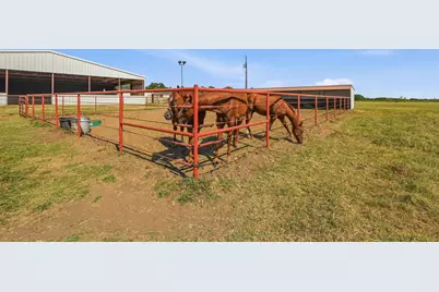 1802 Batey Road, Collinsville, TX 76233 - Photo 6