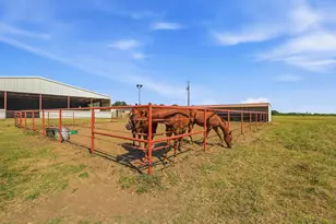 1802 Batey Rd, Collinsville, TX 76233 - Photo 6