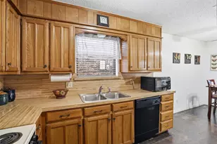 6437 High Lawn Terrace, Watauga, TX 76148 - Photo 10