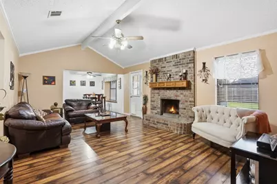 6437 High Lawn Terrace, Watauga, TX 76148 - Photo 8