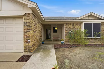 6437 High Lawn Terrace, Watauga, TX 76148 - Photo 4