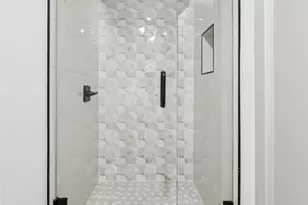 1880 Beaumont St, Dallas, TX 75215 - Photo 28