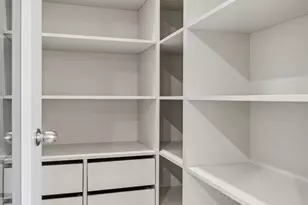 1880 Beaumont St, Dallas, TX 75215 - Photo 18