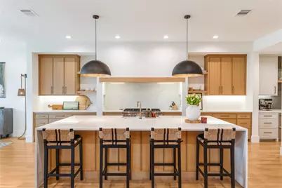 10915 Snow White Drive, Dallas, TX 75229 - Photo 18