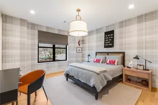 10915 Snow White Dr, Dallas, TX 75229 - Photo 36