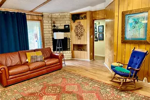 2013 Mill Creek Dr, Arlington, TX 76010 - Photo 8