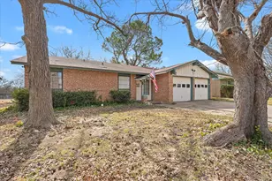 1006 E Martin Ln, Sherman, TX 75090 - Photo 2