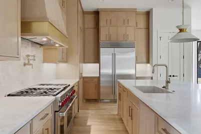 6443 Lake Circle Drive, Dallas, TX 75214 - Photo 10