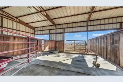 2500 County Road 332, Era, TX 76238 - Photo 32