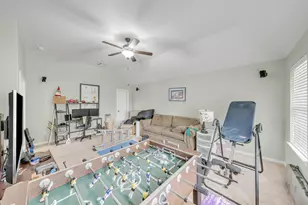 10019 Hutton Park Dr, Katy, TX 77494 - Photo 32