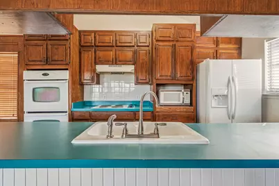 122 Heritage Trail, Granbury, TX 76048 - Photo 16