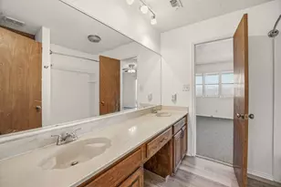 122 Heritage Trail, Granbury, TX 76048 - Photo 22