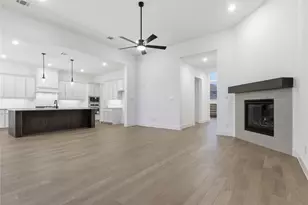 1653 Cedar Elm Wy, Burleson, TX 76028 - Photo 4