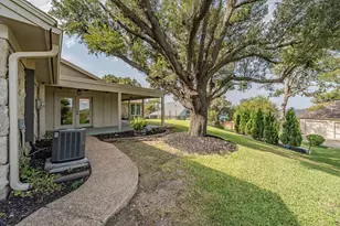 7408 Golf Club Dr, Fort Worth, TX 76179 - Photo 10