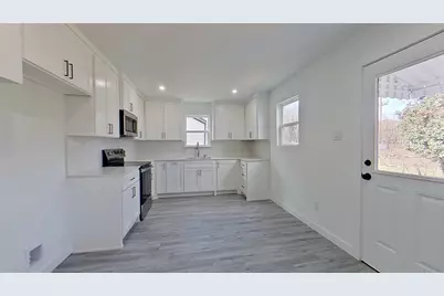 7724 Longfield Drive, White Settlement, TX 76108 - Photo 10