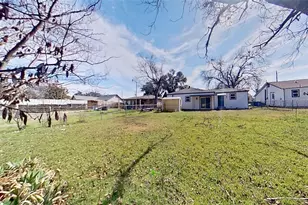 7724 Longfield Dr, White Settlement, TX 76108 - Photo 26