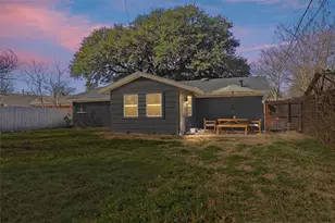 416 Simmons Dr, Hurst, TX 76053 - Photo 34