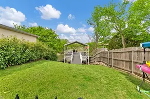 241 Timberlake Dr, Azle, TX 76020 - Photo 22