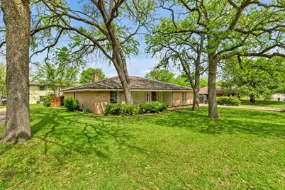 241 Timberlake Drive, Azle, TX 76020 - Photo 2